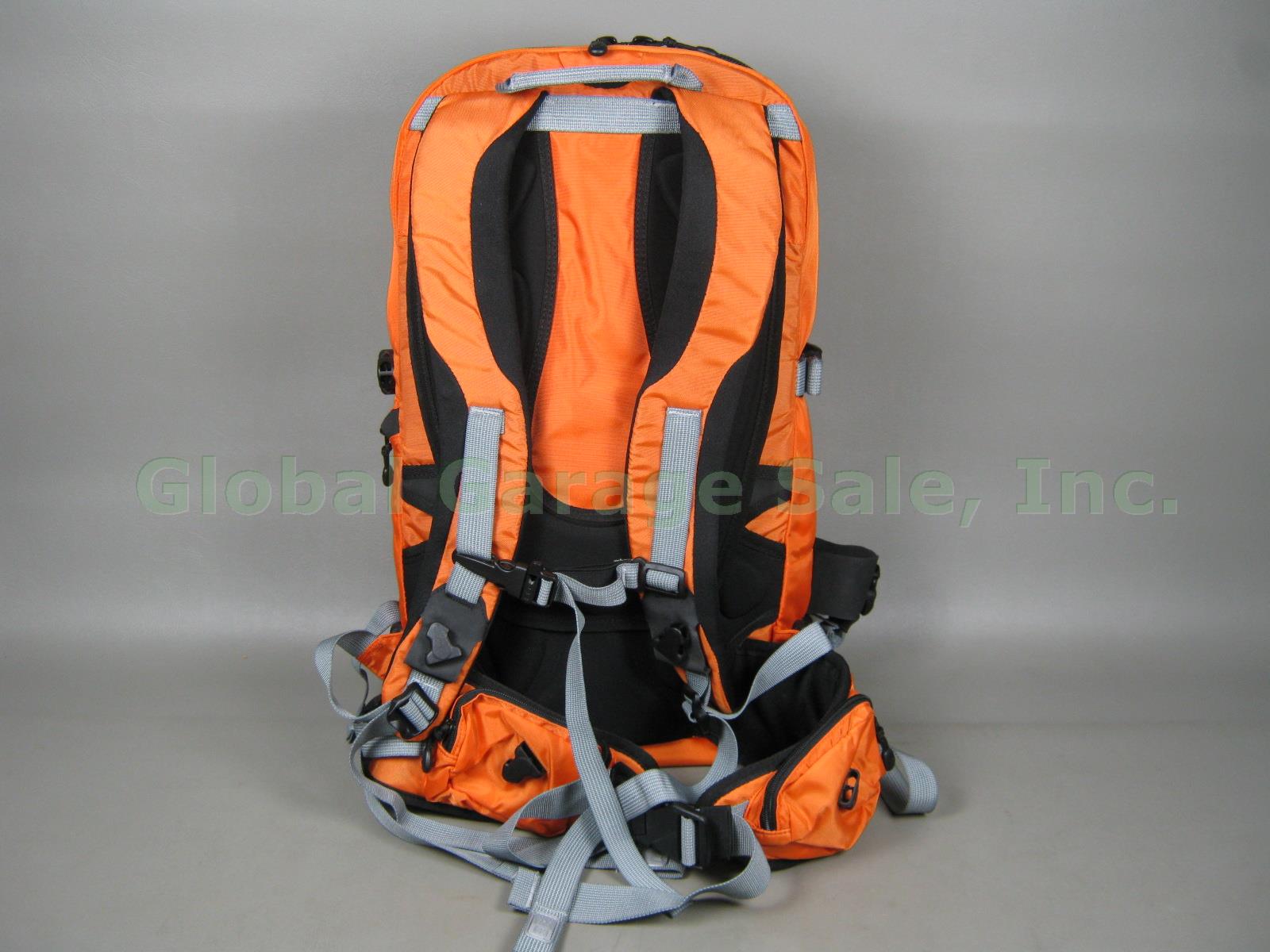 NEW NWT Burton AK 30 30L Pack FW Snowboard Backpack Pack Truant Orange NO RES! 1