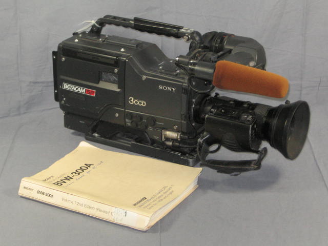 Sony BVW-300A Broadcast 3CCD Video Camera Fujinon Lens