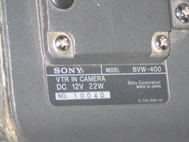 Sony BVW-400 Betacam SP 3-CCD Video Camera Nikon S19x8 6