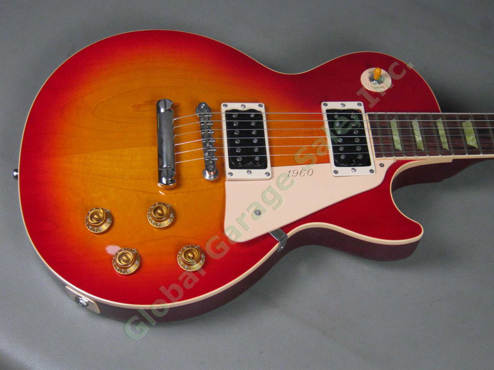 MINT! 2001 Gibson Les Paul Classic 1960 Reissue Sunburst Guitar One Owner w/Case 2