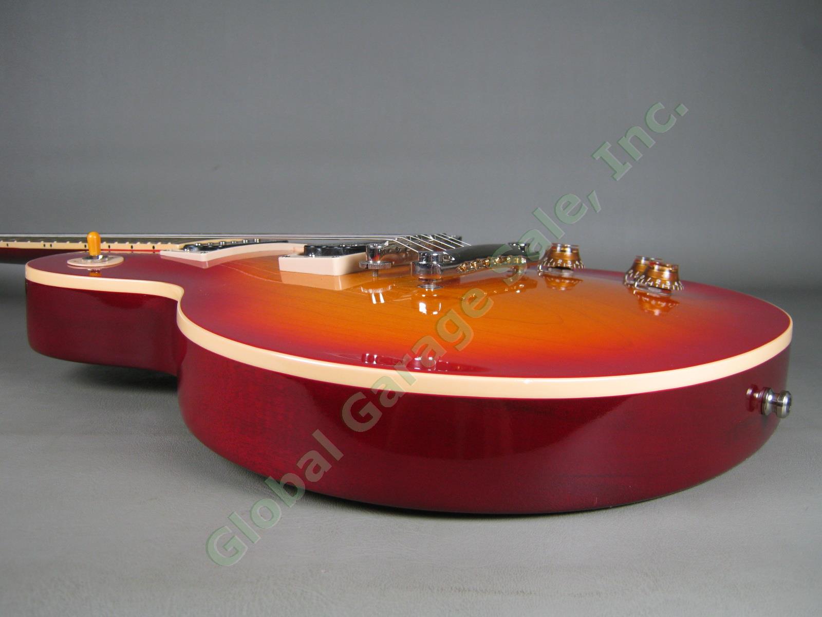 MINT! 2001 Gibson Les Paul Classic 1960 Reissue Sunburst Guitar One Owner w/Case 12