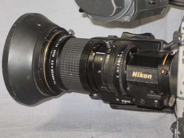 Sony BVW-300A Broadcast Video Camera 3CCD Nikon Lens NR 5