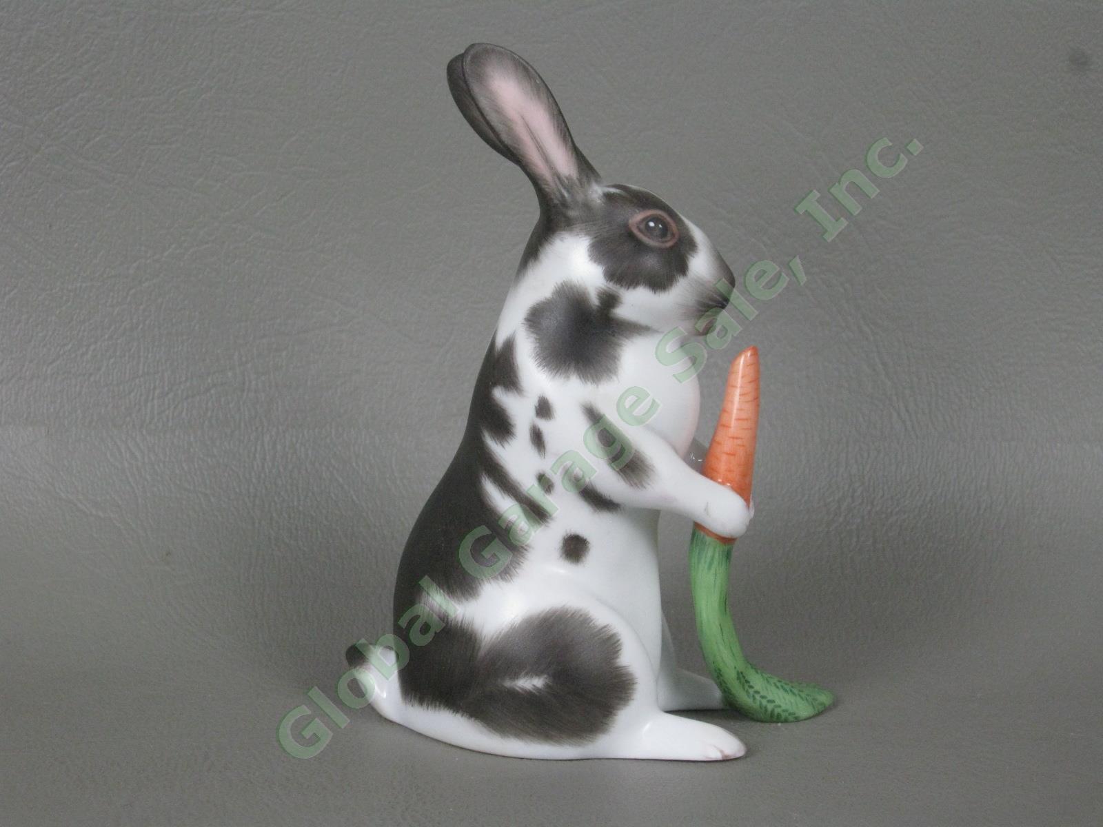 2005 Herend Black & White Porcelain 3.75" Bunny Rabbit With Carrot Figurine NR!