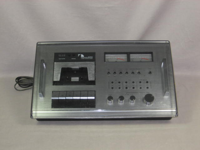 Nakamichi 600 Wedge 2-Head Cassette Tape Deck Console