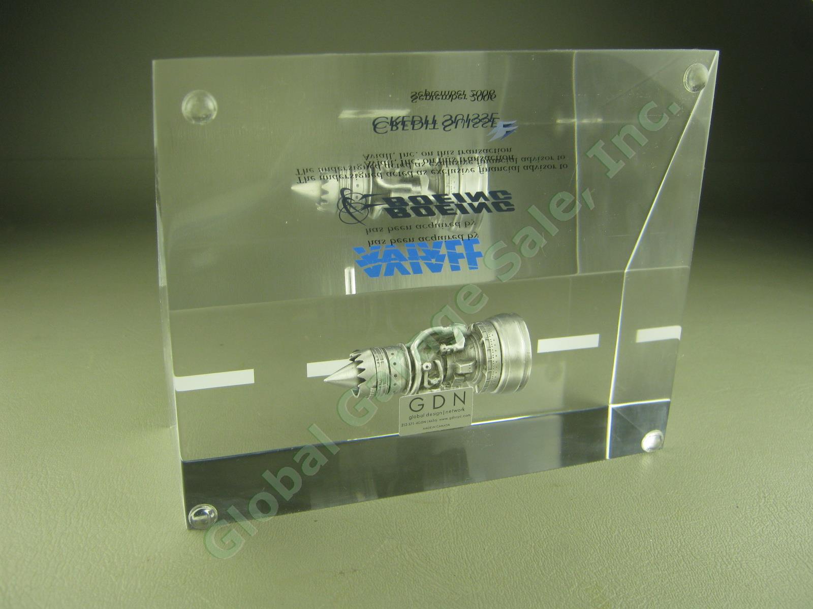 2006 Boeing Aviall Credit Suisse Paperweight 777 Airplane Engine Lucite Acrylic 5