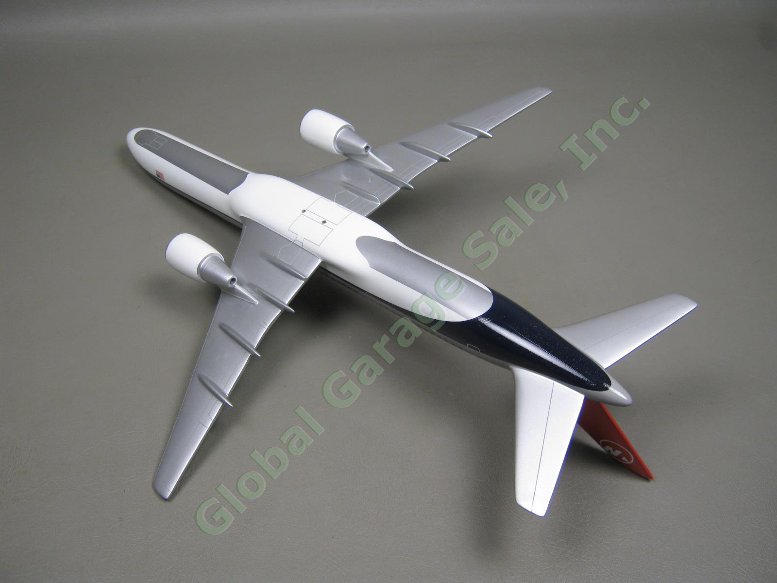 Museum-Quality Northwest Airlines B757-200 1/100 Desktop Display Model Plane NR! 4