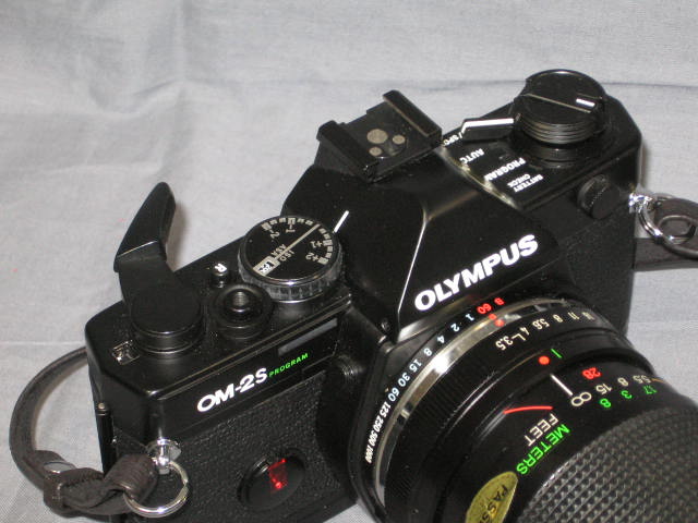 Olympus OM-2S Program SLR Camera Vivitar 28-85mm Lens + 3