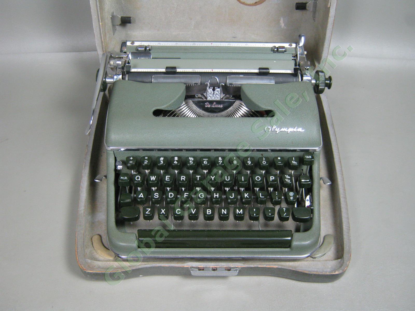 Vtg Green Olympia Werke Deluxe Typewriter With Metal Case Works! NO RESERVE! 17