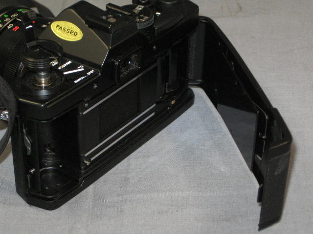 Olympus OM-2S Program SLR Camera Vivitar 28-85mm Lens + 7