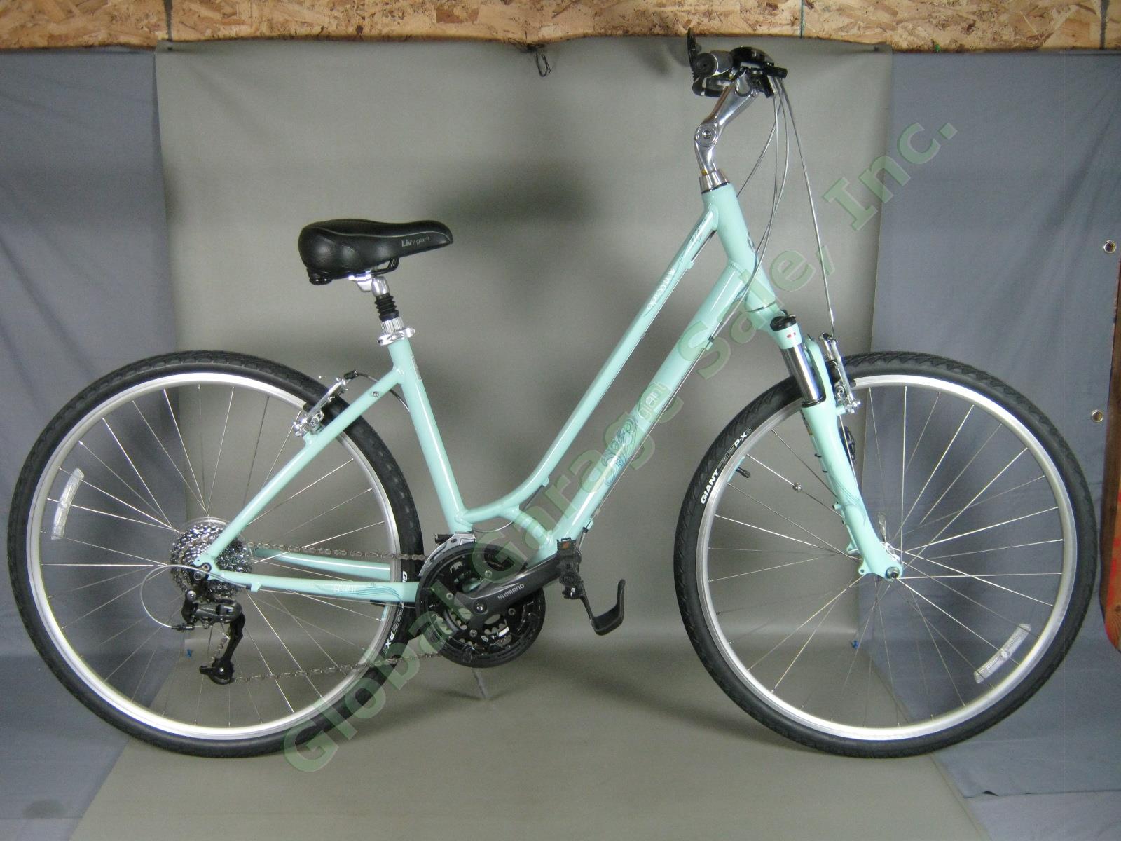 2014 Giant Cypress LX W Womens Bicycle Bike 27-Speed Shimano 1 Owner Near Mint! 10