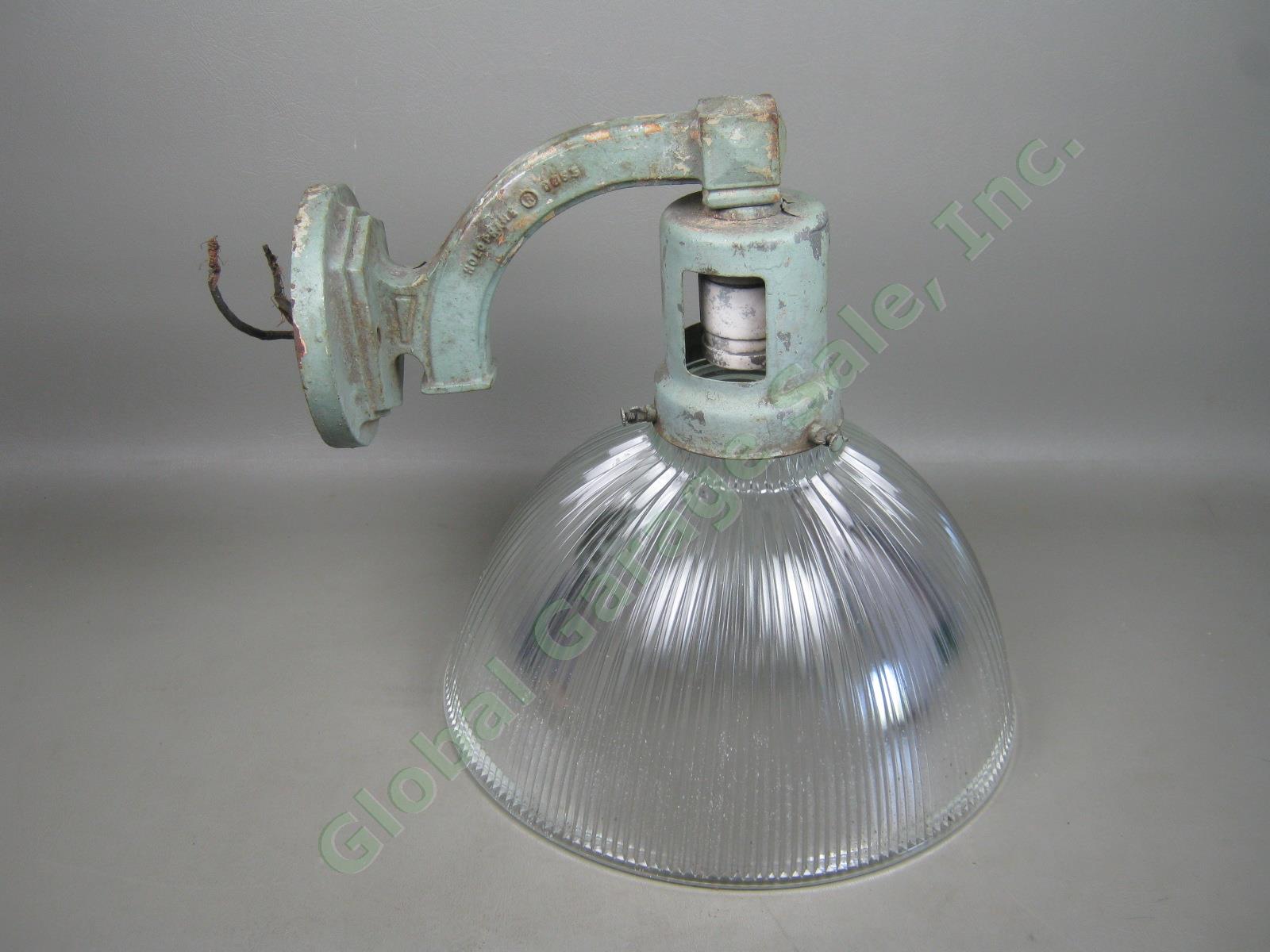 Vtg Holophane Industrial Cast Iron Wall Sconce Light Fixture 12" Glass Pendant