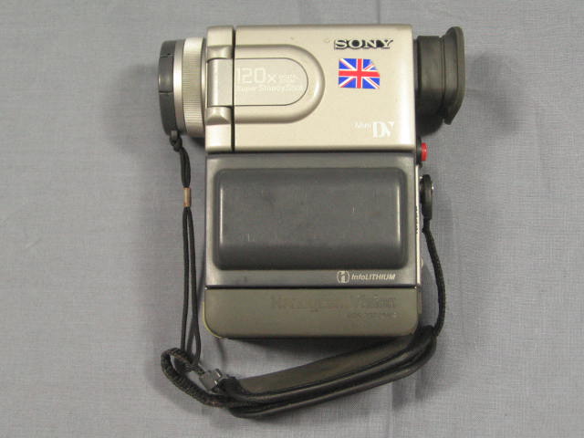 Sony DCR-PC7 MiniDV Mini DV Video Camera Recorder NR 1