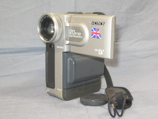 Sony DCR-PC7 MiniDV Mini DV Video Camera Recorder NR 2
