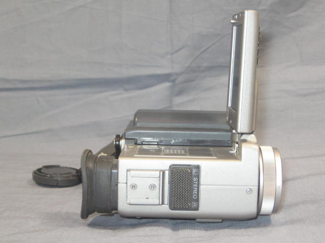 Sony DCR-PC7 MiniDV Mini DV Video Camera Recorder NR 8