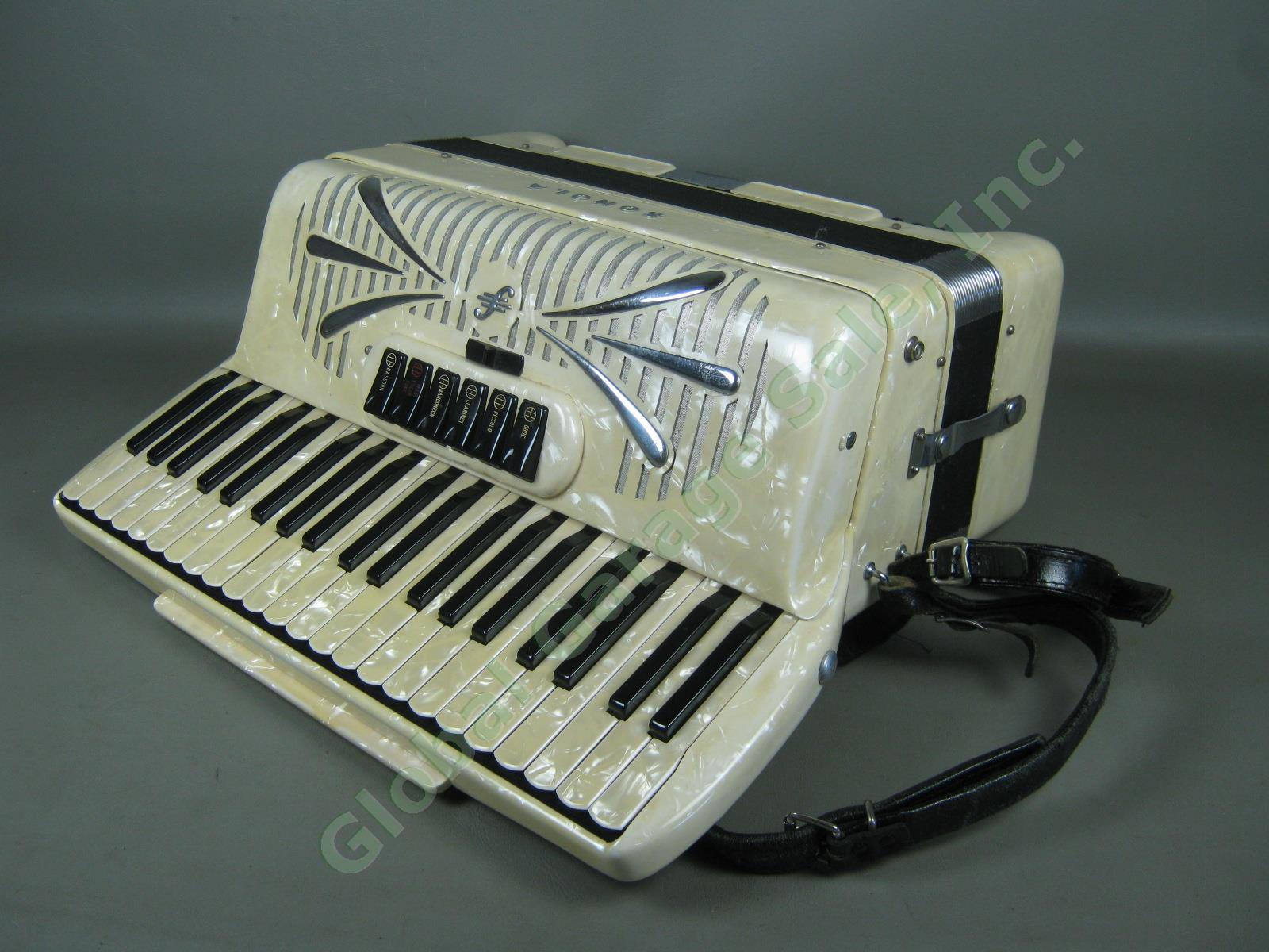 Rare Vtg Sonola SS6 Double Tone Chamber 41-Key Piano Accordion Accordian W/ Case 2