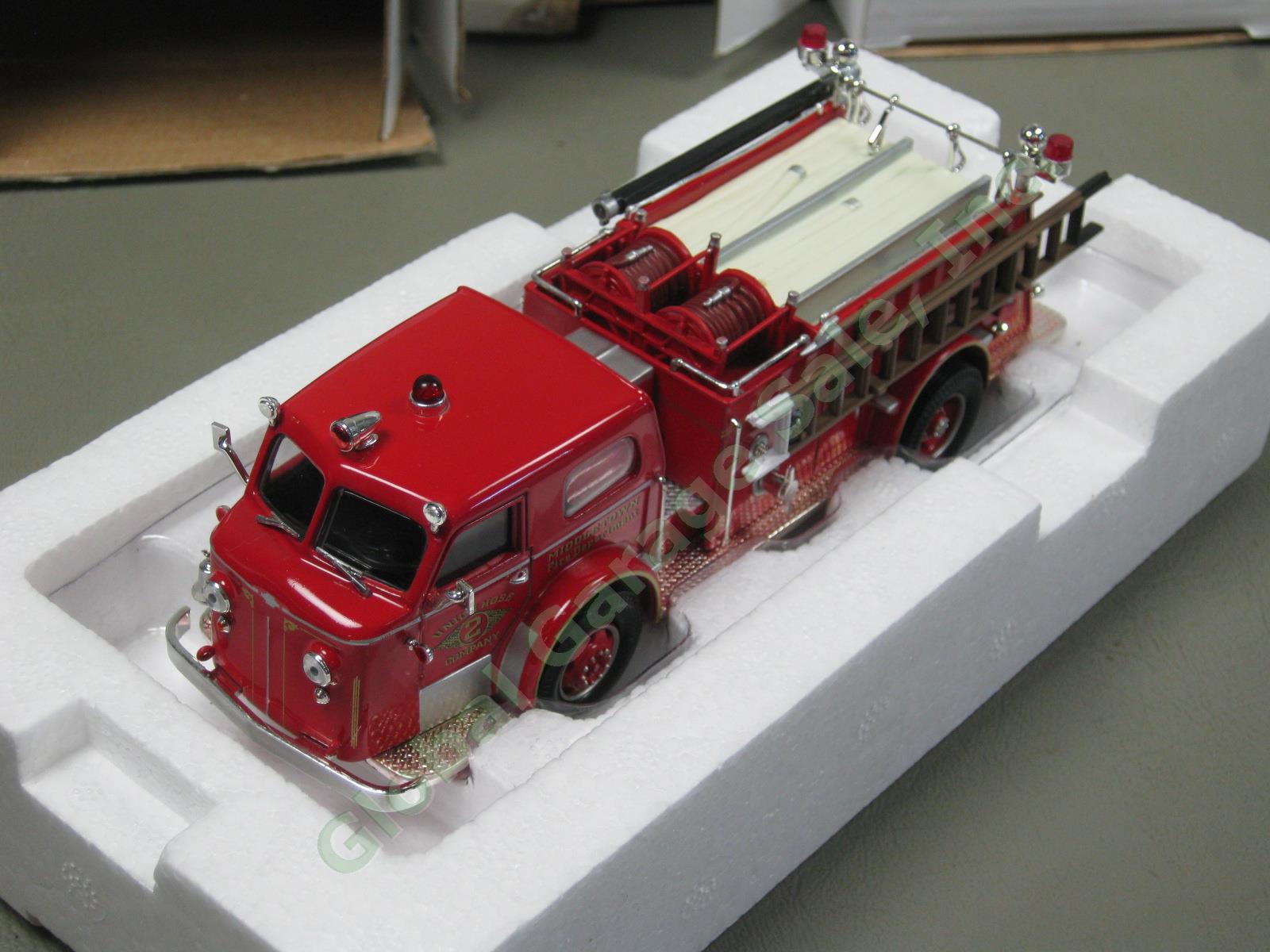 11 Diecast Fire Trucks + Display Case Corgi National Motor Museum Mint Signature 1