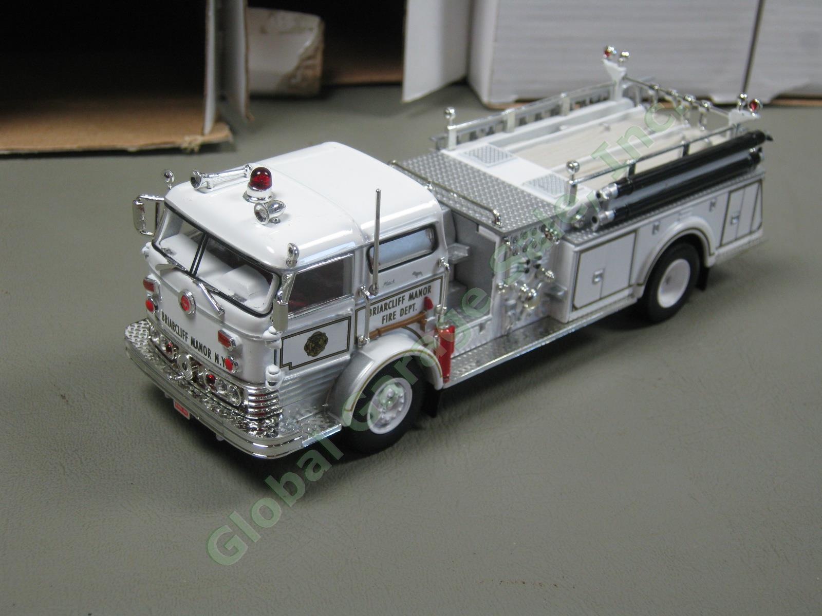 11 Diecast Fire Trucks + Display Case Corgi National Motor Museum Mint Signature 4