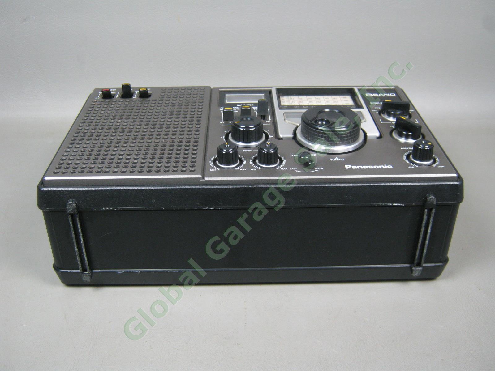 Panasonic RF-2200 8-Band Short Wave Double Superheterodyne FM/AM/SW Radio As-Is 4