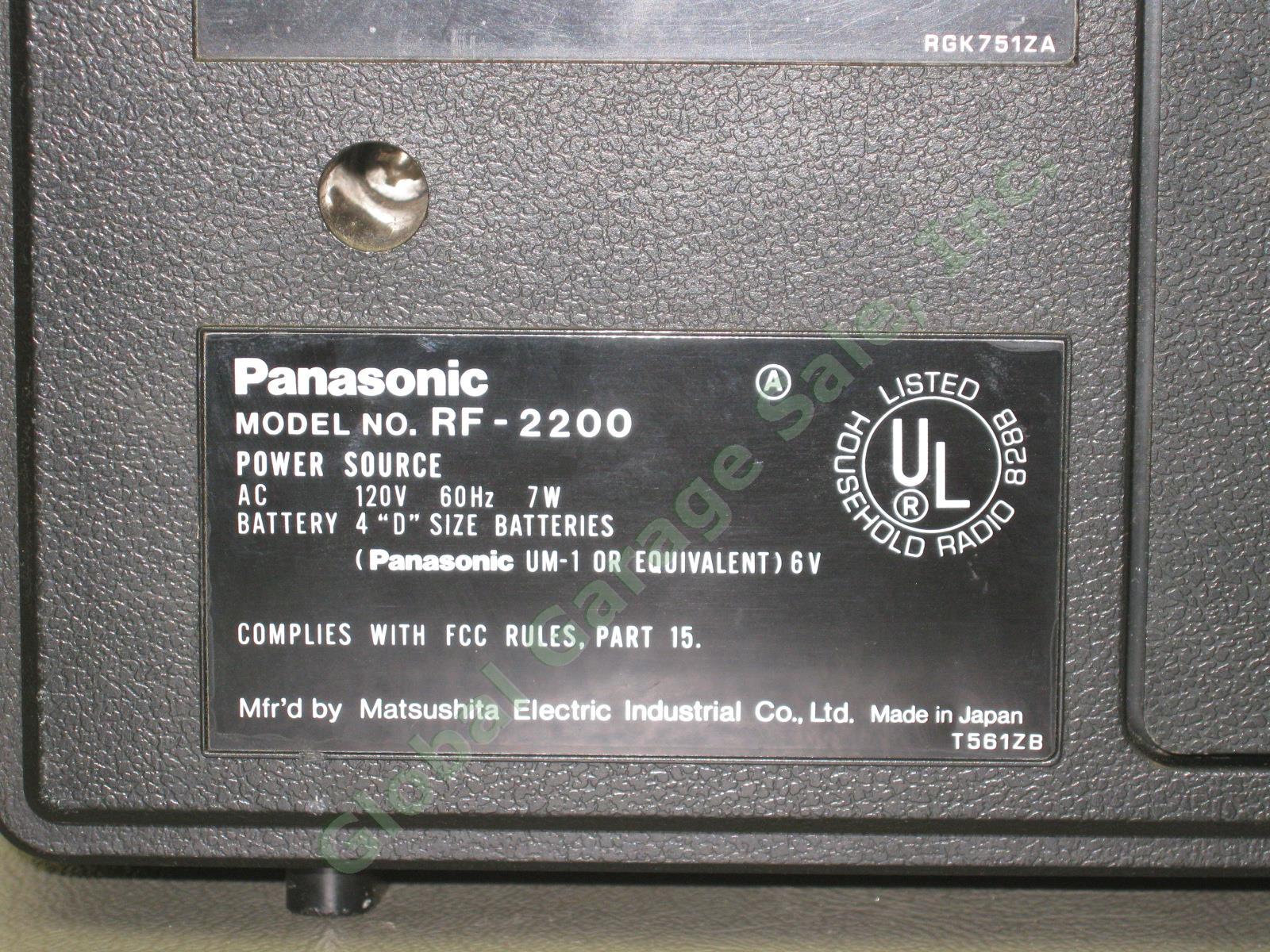 Panasonic RF-2200 8-Band Short Wave Double Superheterodyne FM/AM/SW Radio As-Is 8