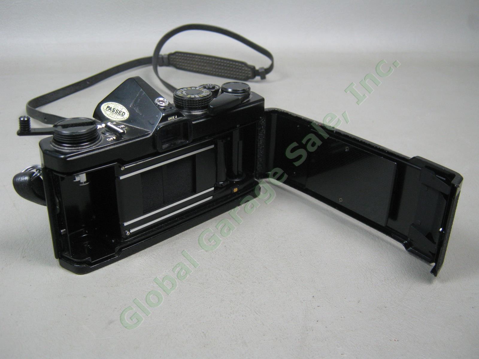 Black Olympus OM-1n 35mm SLR Zuiko Auto-S 50mm 70-200mm Zoom Lens Hot Shoe 4 Lot 4