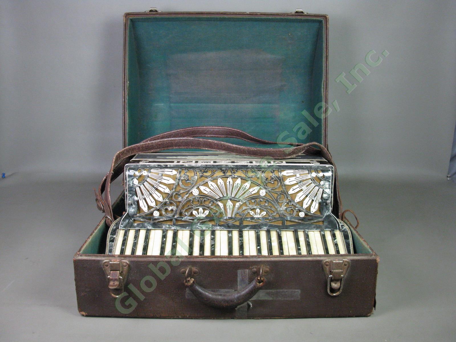 Vtg Antique 41 Key 120 Bass Button Mazzoni Piano Accordion + Case Enrico Massoni