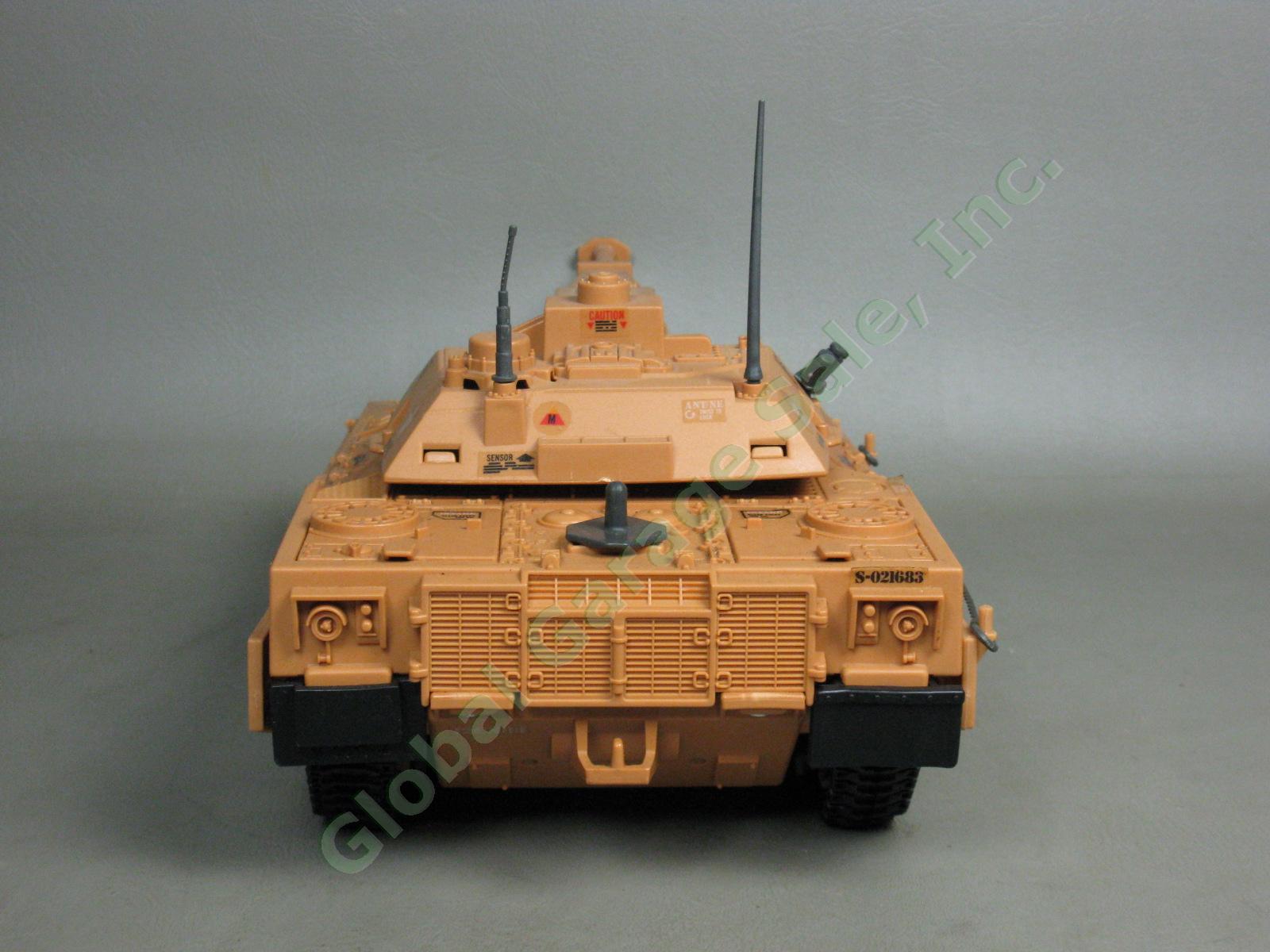 Vtg 1985 GI Joe Heavy Metal Driver Figure WITH MIC + Mauler Tank Vehicle Lot NR! 9