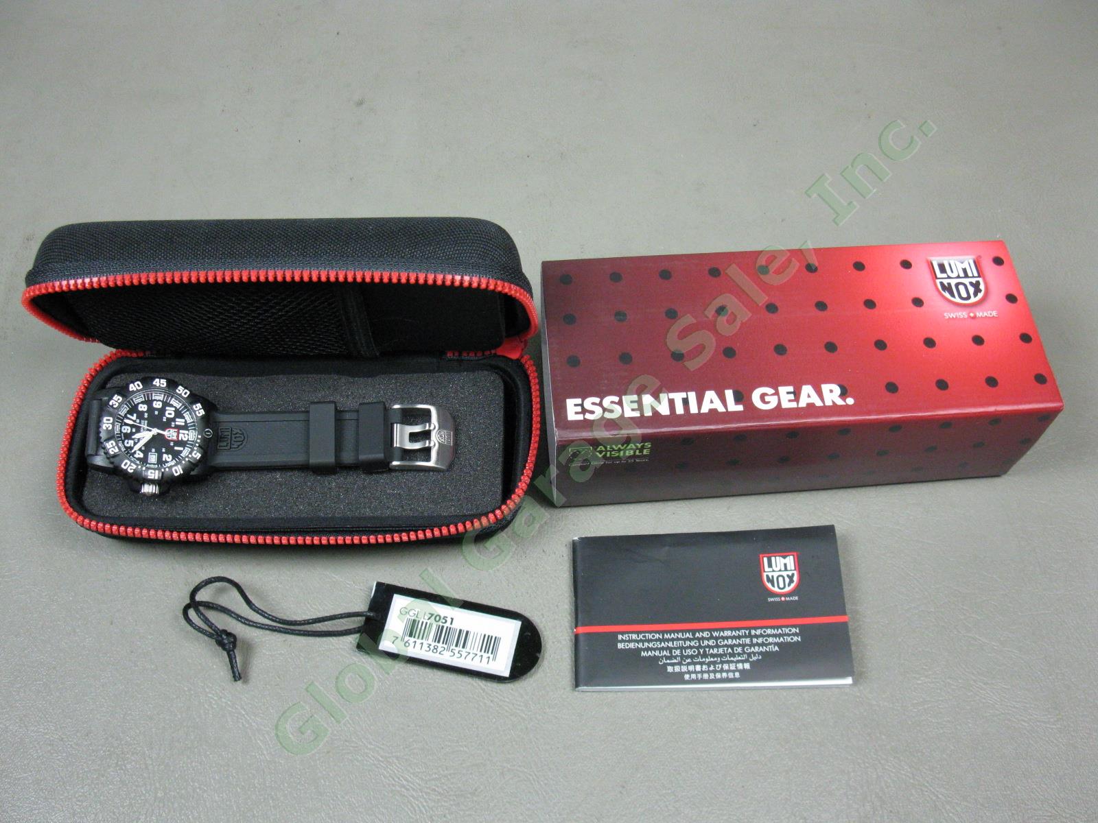 Luminox 7050 Series GGL.L 7051 Navy Seal Colormark 200m Water Resistant Watch NR