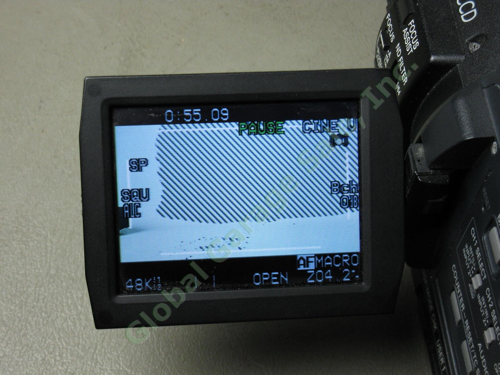 Panasonic AG-HVX200P DVCPRO 3CCD HD P2 MiniDV Pro Camcorder Video Camera Bundle 4