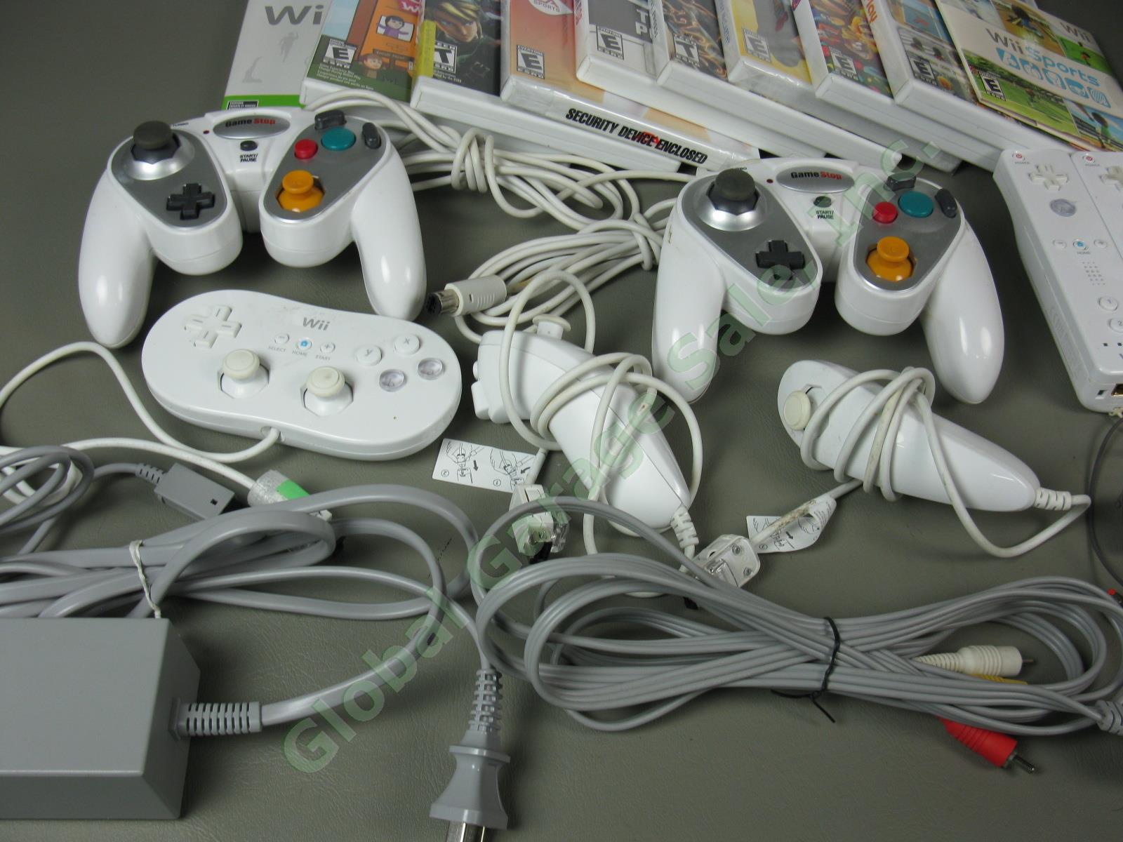 Nintendo Wii Lot White Console System 10 Games 3 Remotes 3 Controller 2 Nunchuck 1
