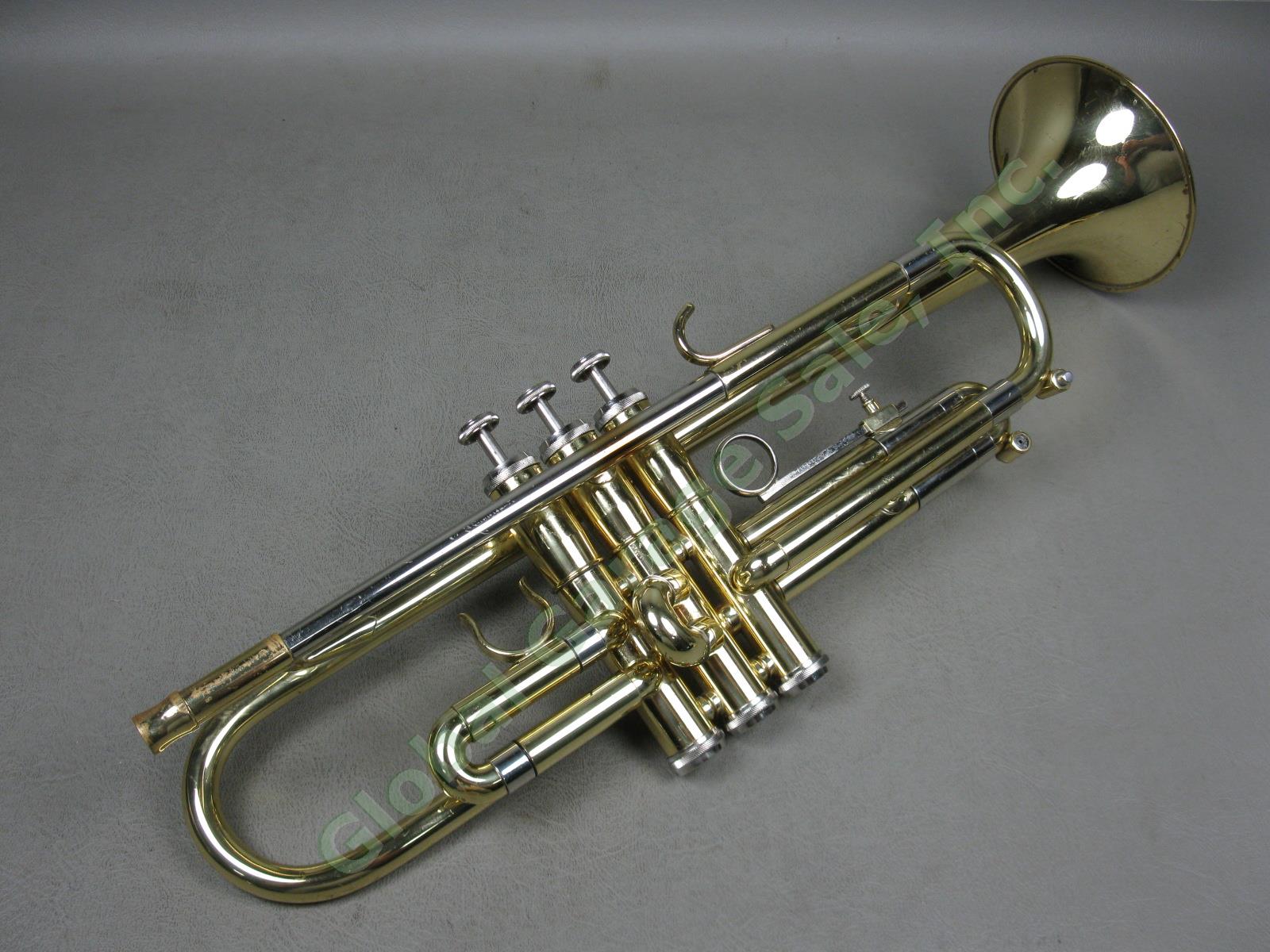 Getzen 300 Series Bb Trumpet W/ Vincent Bach 7C Mouthpiece Case Music Holder Lot 3