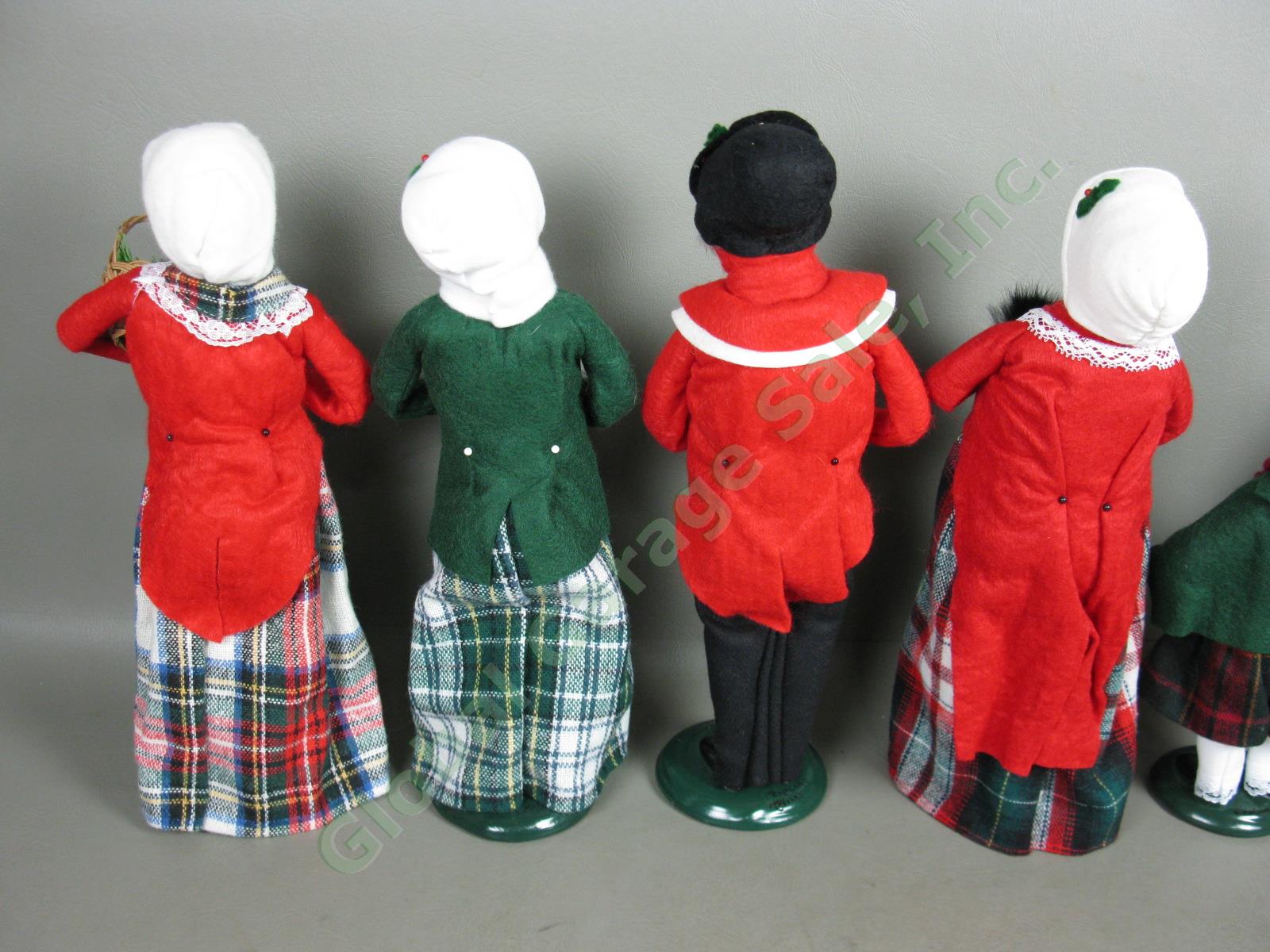 7 Byers Choice Carolers Lot Signed Numbered Man Woman Grandparent Shopper Girl 7