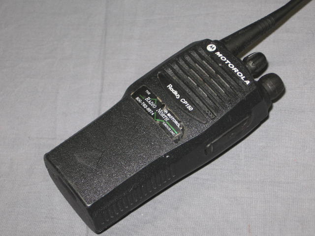 Motorola Radius CP150 2 Way 4CH Handheld Portable Radio 1