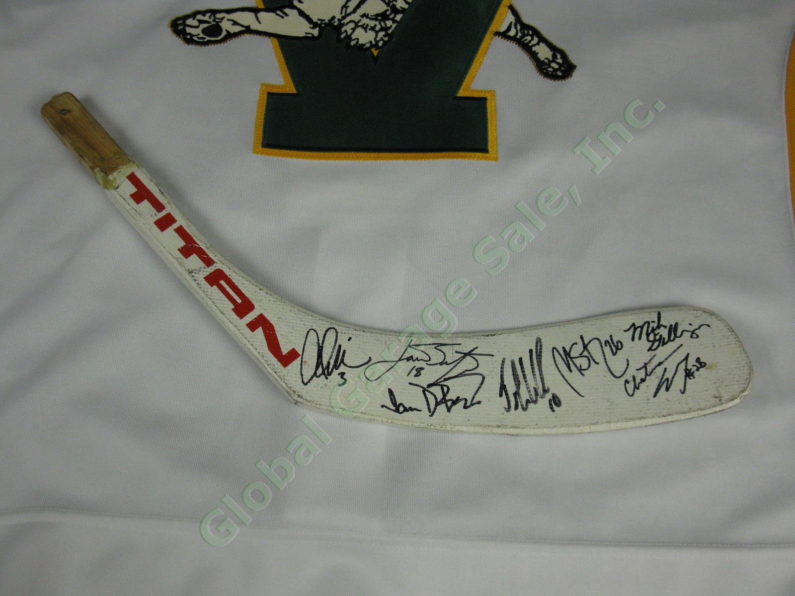 Martin St Louis Signed NHL Selanne Hockey Stick Blade + UVM Catamounts Jersey NR 1