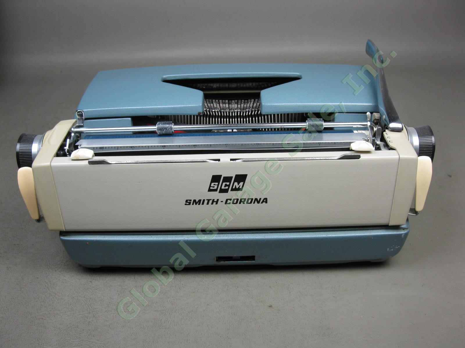 Vtg Smith-Corona Galaxie Deluxe Blue Portable Manual Typewriter W/ Case Manual + 4