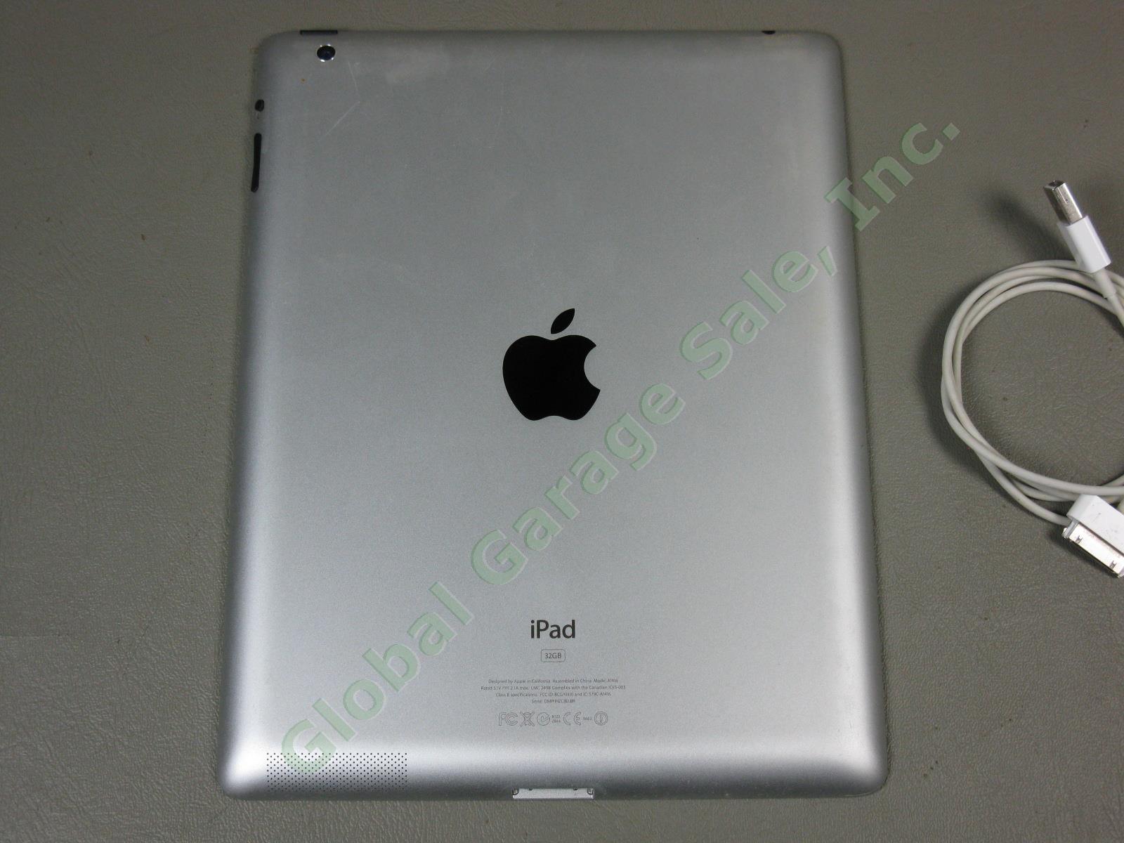 Apple iPad 3 3rd Generation Tablet A1416 MC706LL/A 32GB Wi-Fi Black Works Great 3