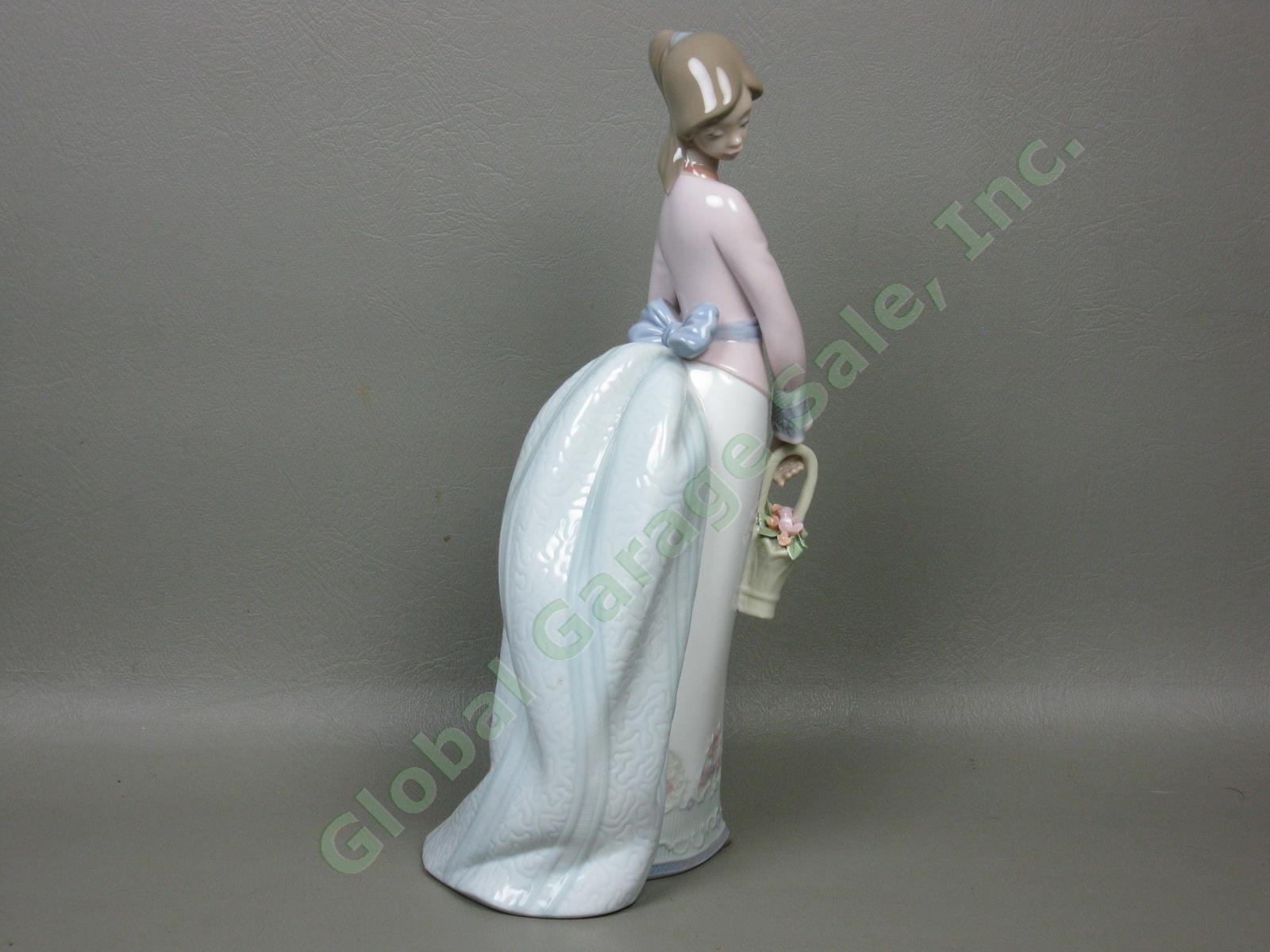 Vtg 1994 Lladro Collectors Society #7622 Basket Of Love Figurine Woman Flowers 2