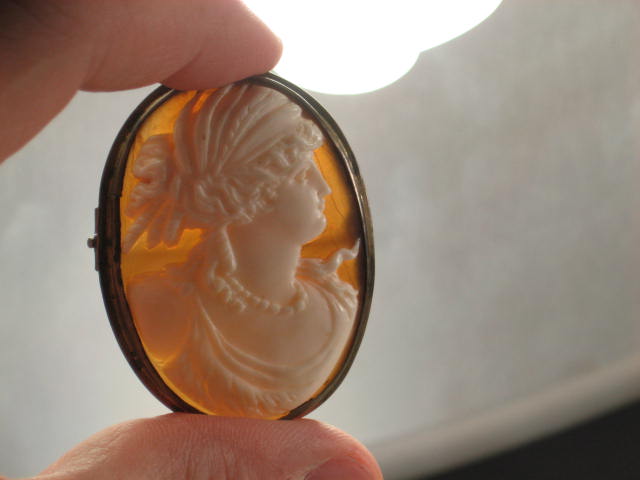 Rare Antique Victorian Carved Shell Cameo Pin Brooch NR 1