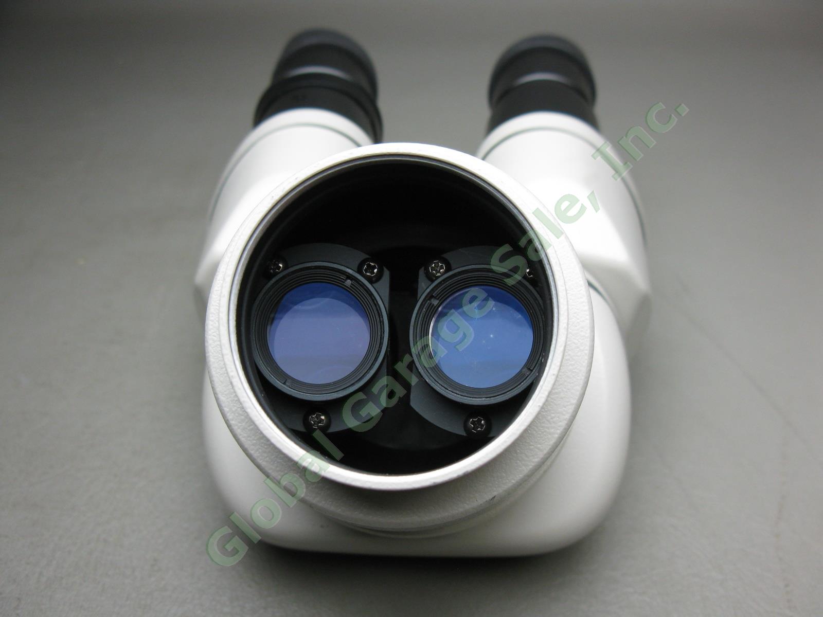 Nikon OBJ.2x Binocular Microscope W/ 10x/20 Eyepieces Stand #217542 No Reserve! 10