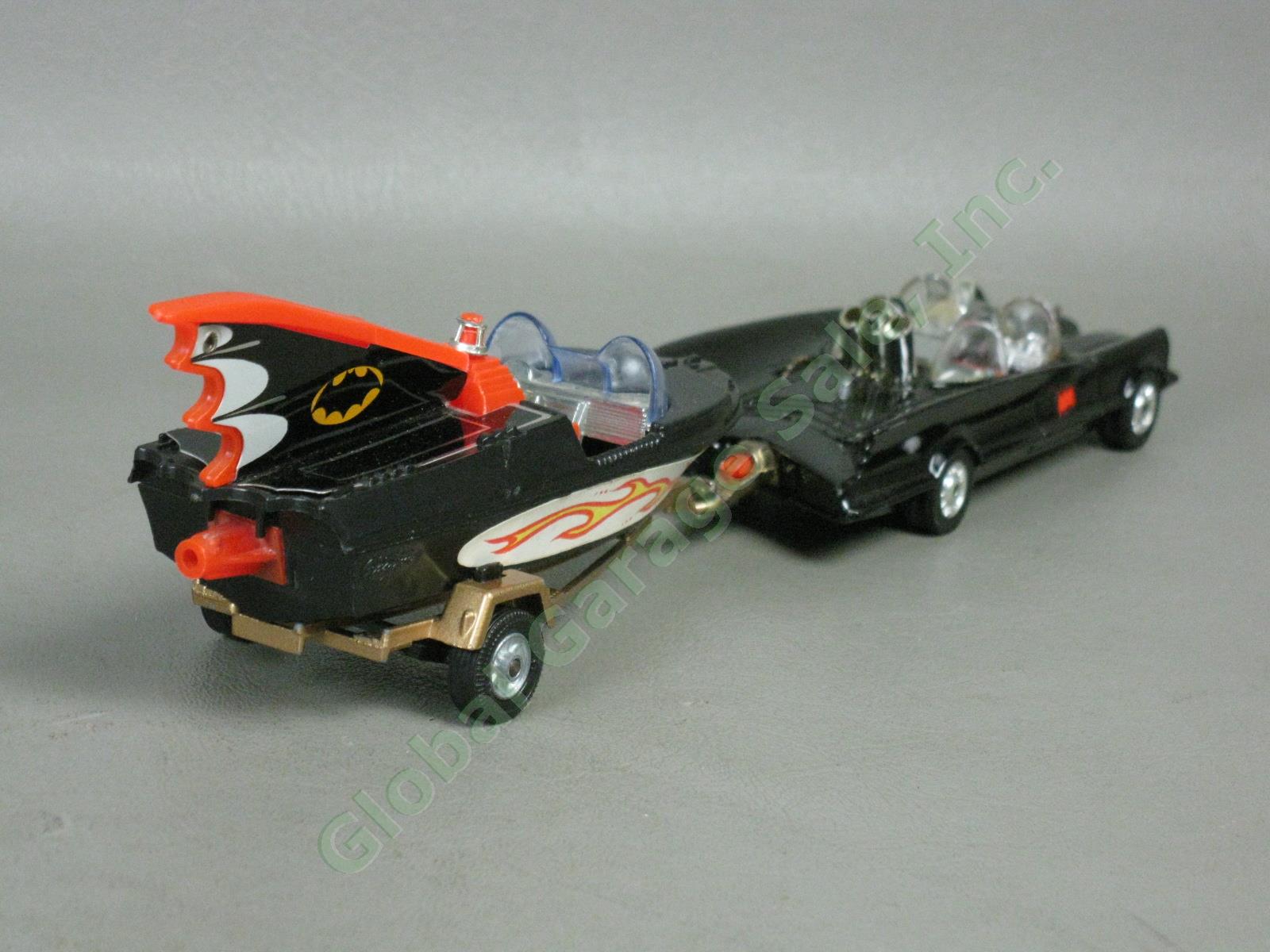 Vintage 1960’s Corgi Batmobile Glastron Bat Boat Trailer Batman Figure Driver NR 6