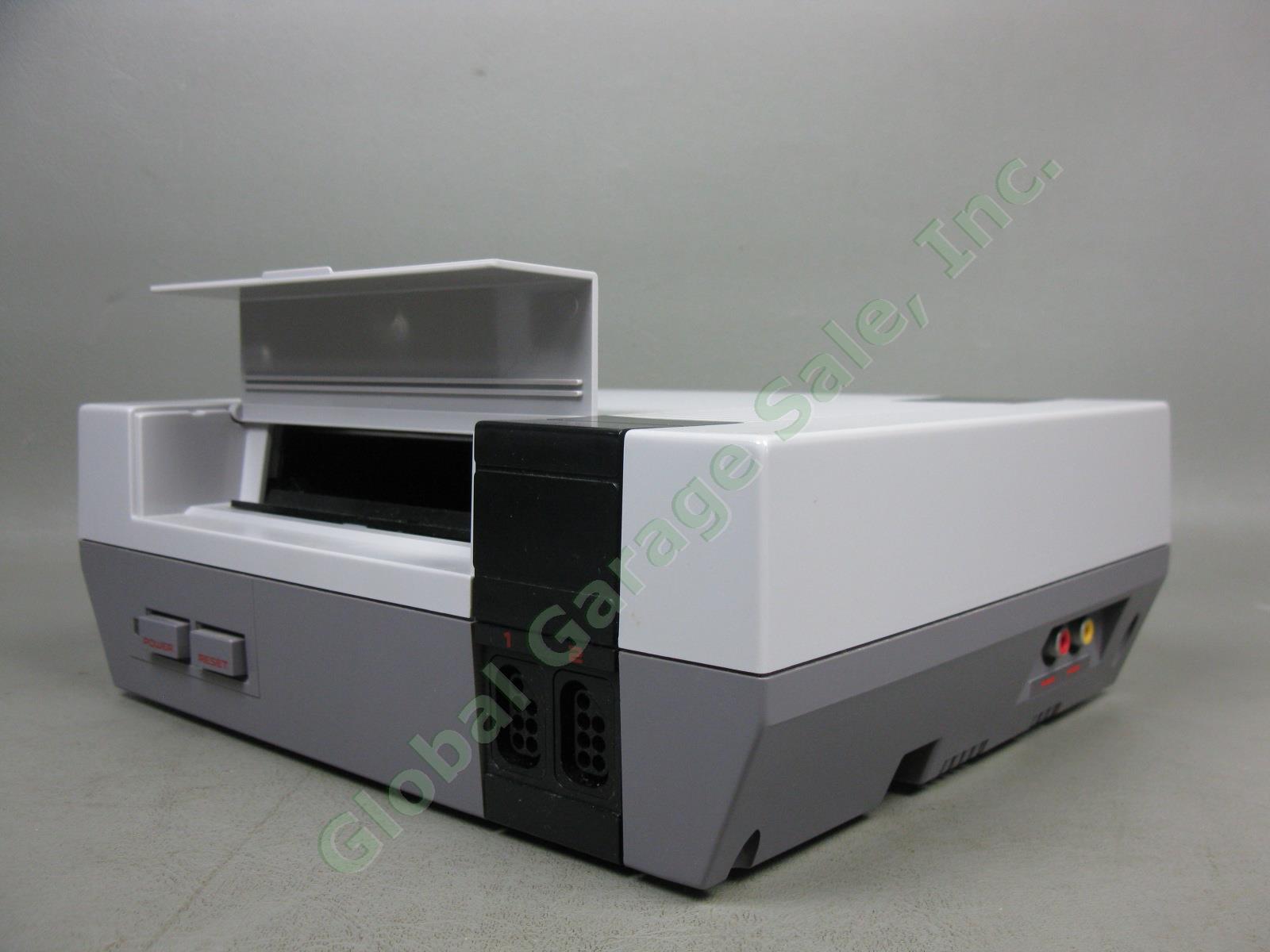 Vtg Nintendo NES Control Deck Video System Console +Games Controller Gun Pad Lot 1