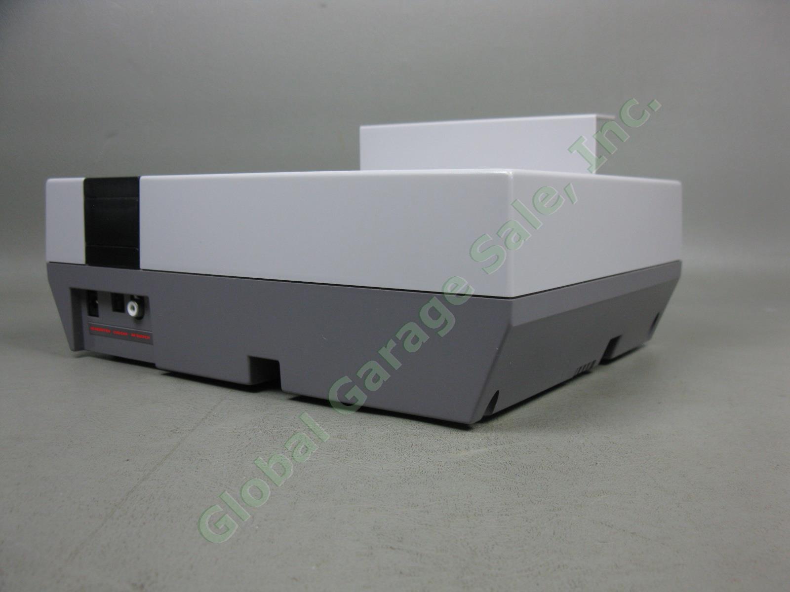 Vtg Nintendo NES Control Deck Video System Console +Games Controller Gun Pad Lot 2