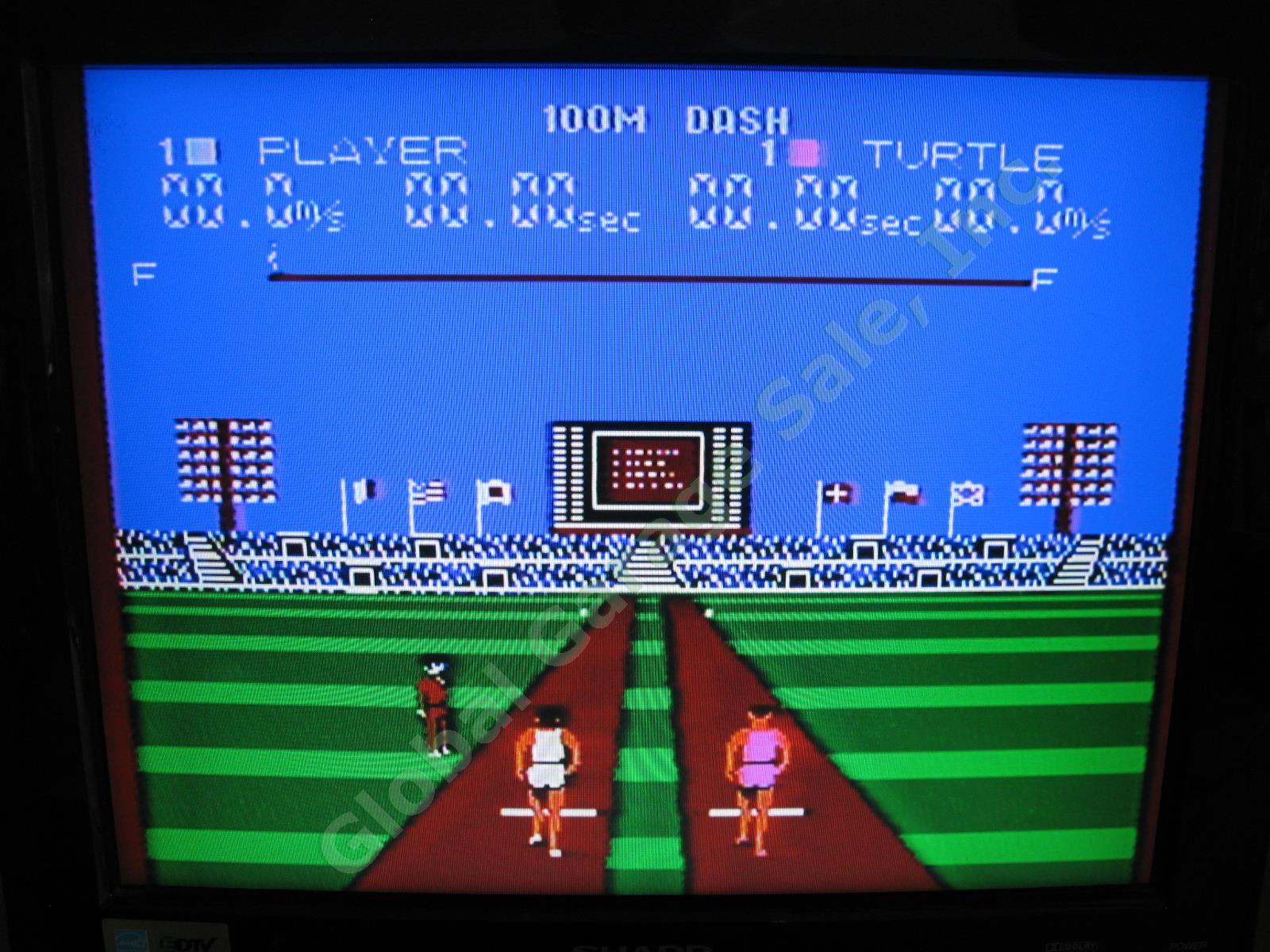 Vtg Nintendo NES Control Deck Video System Console +Games Controller Gun Pad Lot 13
