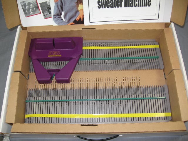 NEW Bond Ultimate Sweater Home Knitting Machine W/ Box 2