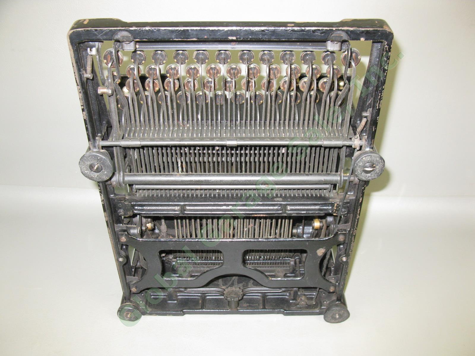 Vtg Antique 1921 Royal 10 Portable Manual Typewriter Double Beveled Glass Panels 7