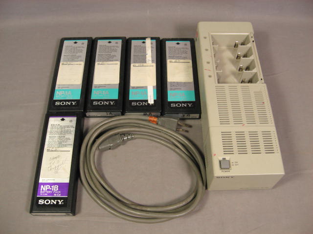 Sony BC-1WA Charger + 5 NP-1A NP-1B Ni-Cd Battery Packs