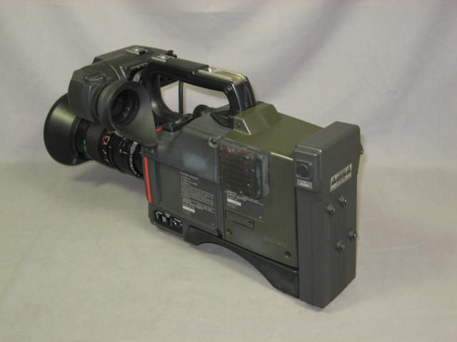 Sony 3CCD DXC-325 CA-325 Video Camera VO-8800 Recorder+ 7