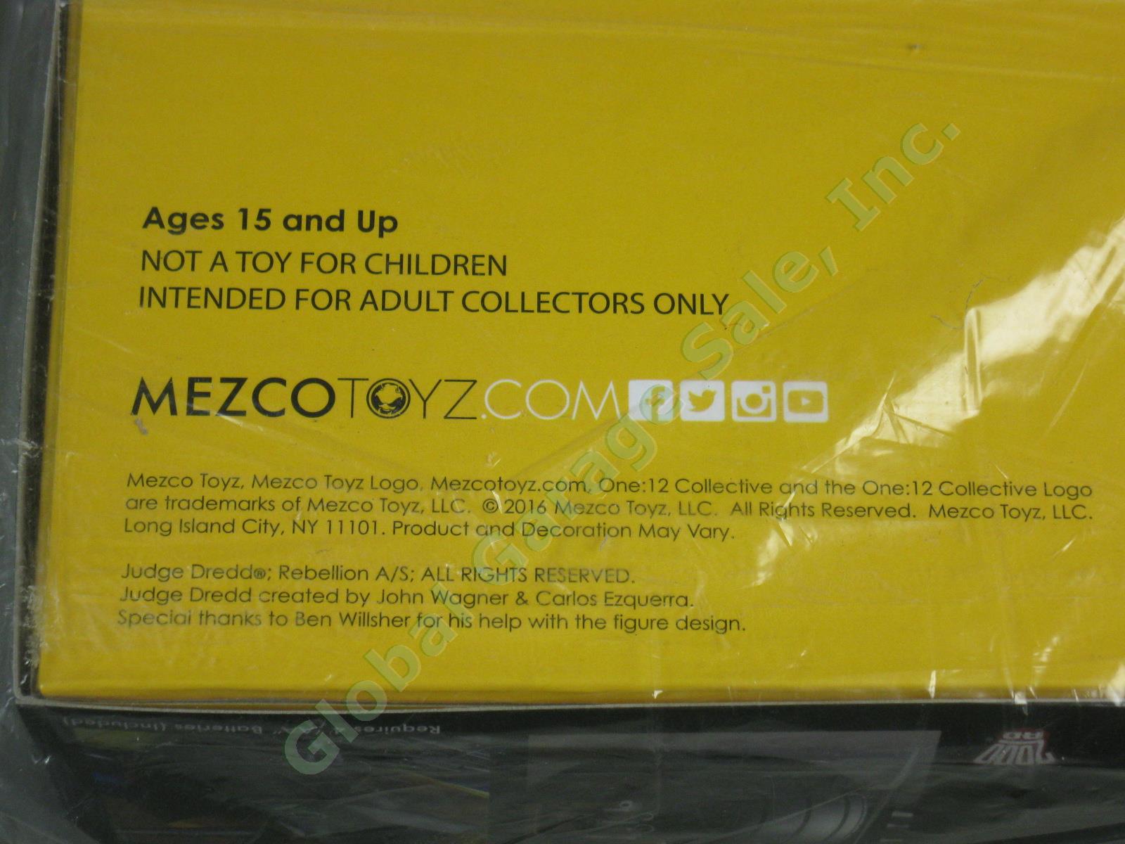 NIB 2016 Mezco Toys Judge Dredd & Lawmaster Bike ONE:12 2000AD PX Exclusive NR 5