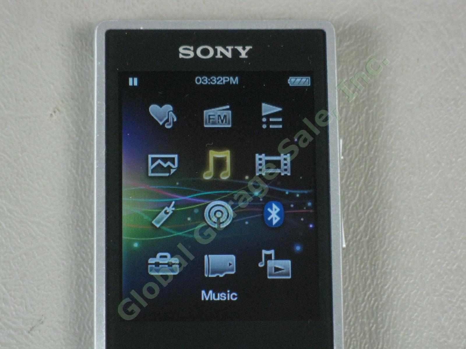 Sony Walkman NWZ-A17 64GB Hi-Res Silver Digital Media Music Player No Reserve!! 1