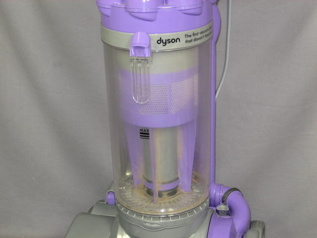 Dyson DC 07 DC07 Animal Upright Bagless Vacuum Cleaner 1