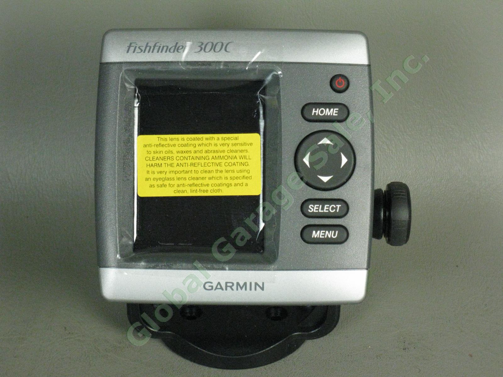 NEW Garmin Waterproof Fishfinder 300C 3.5-Inch Display Dual-Beam Transducer NR! 1